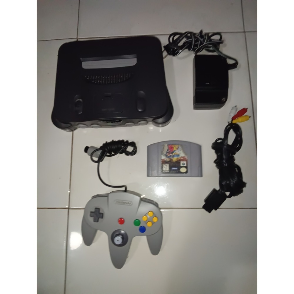 N64 Nintendo 64 Console - comes  with Vigilante 8